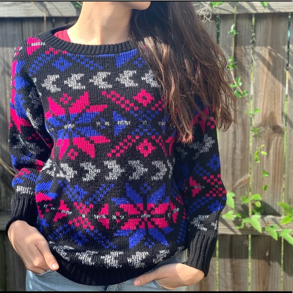 Fun and Cozy Patterned Sweater - Picture 1 of 8